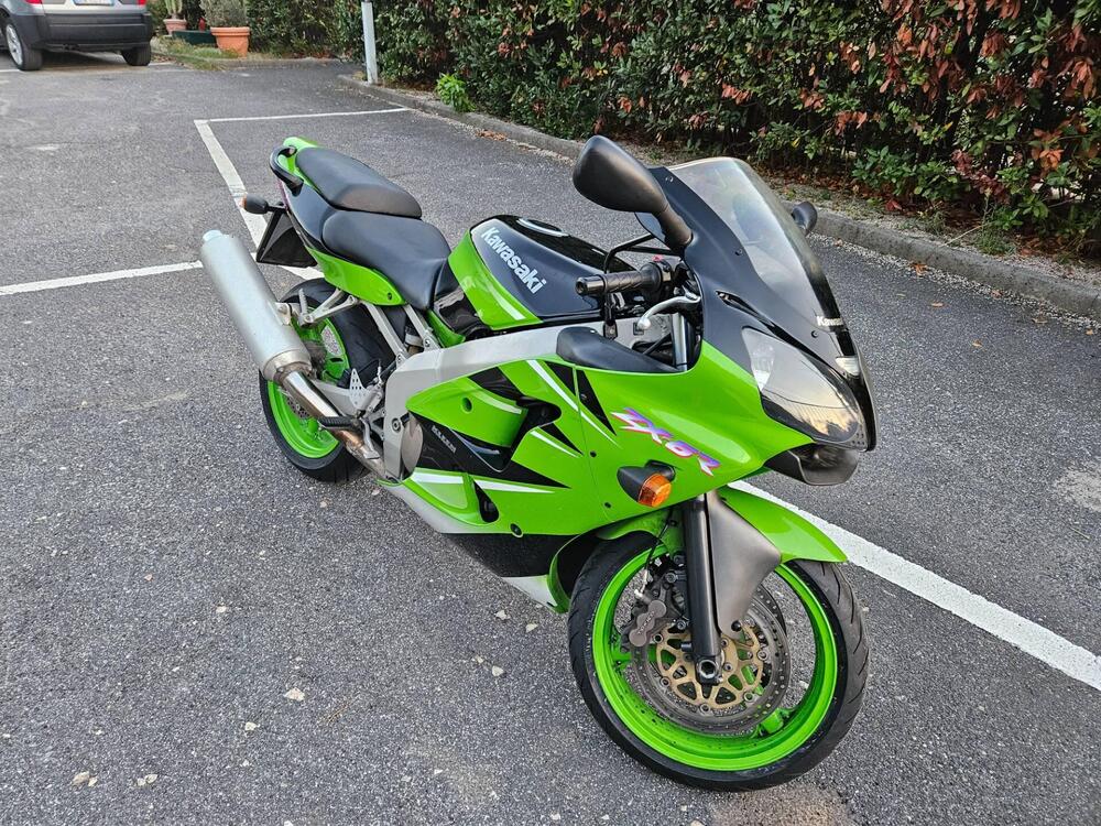 Kawasaki Ninja 600 ZX-6R (2000 - 02) (4)