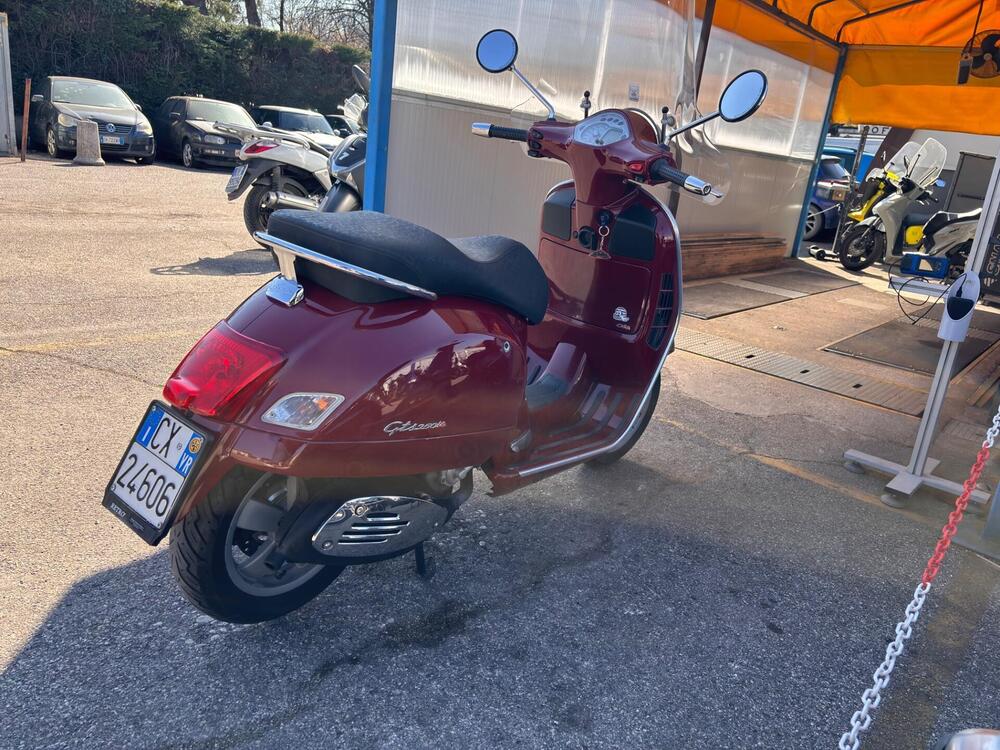 Vespa GTS 250 i.e. (2)