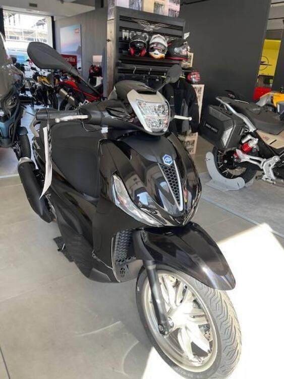 Piaggio Beverly 310 (2025) (3)