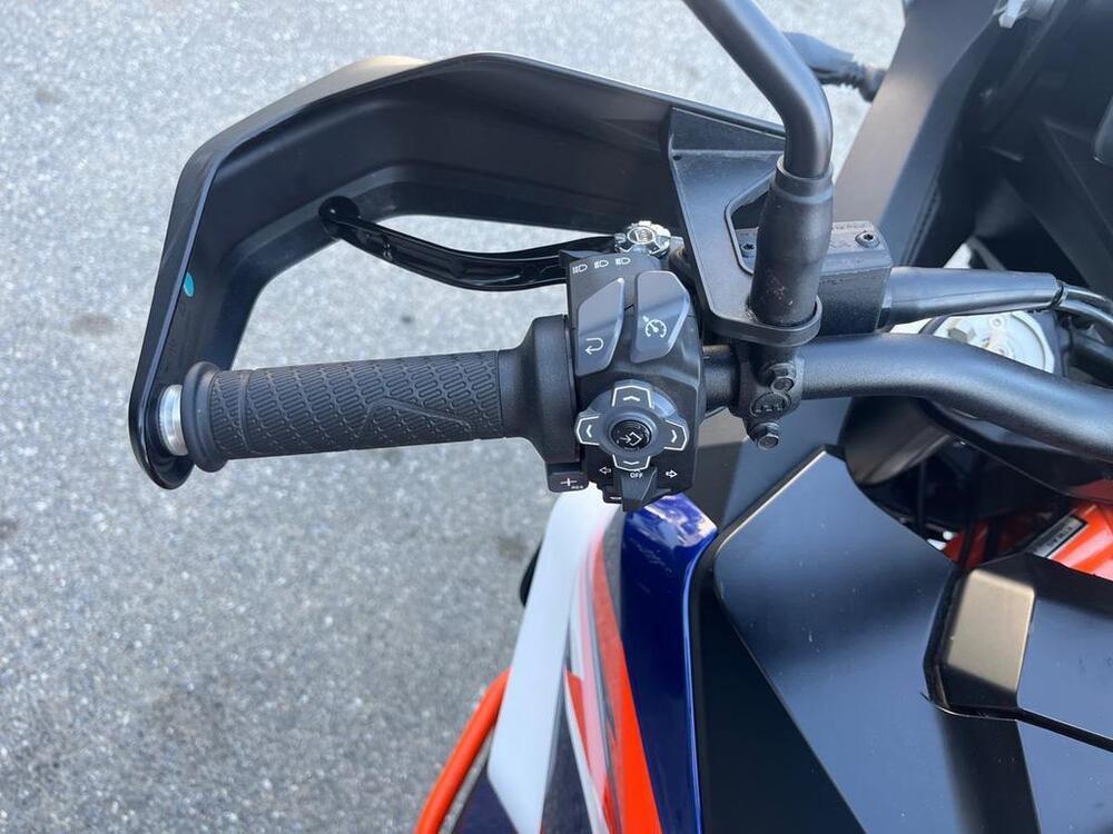 KTM 1290 Super Adventure R (2021) (5)