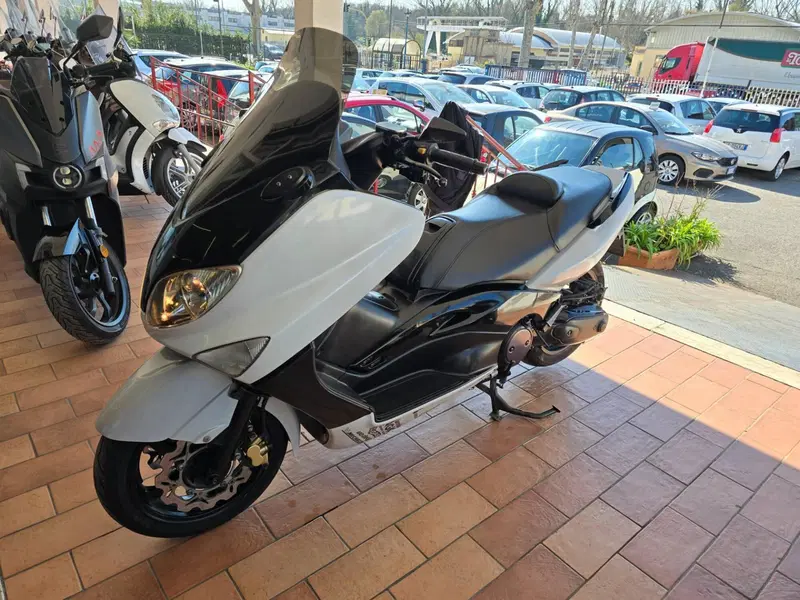 Yamaha T-Max 500 (2004 - 07) (5)