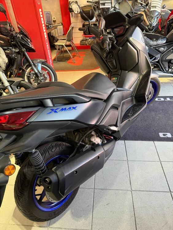 Yamaha X-Max 300 (2021 - 24) (5)