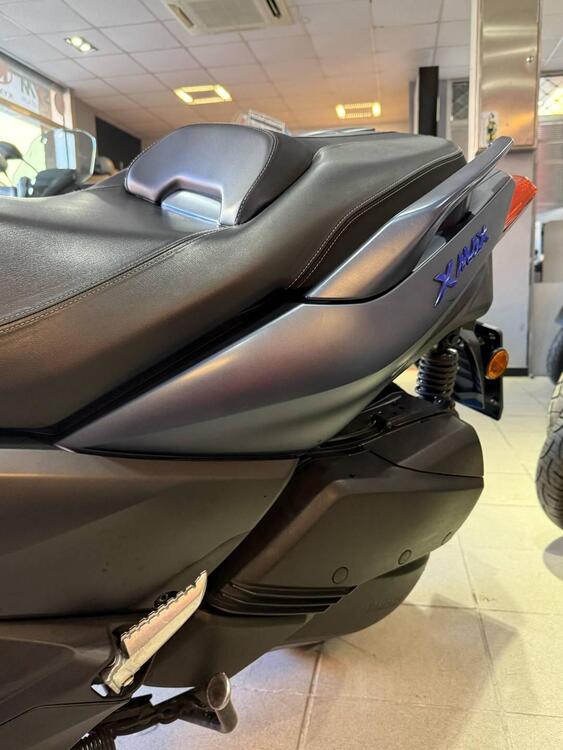 Yamaha X-Max 300 (2021 - 24) (3)