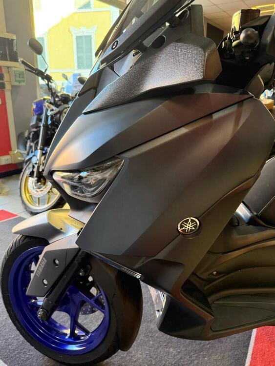 Yamaha X-Max 300 (2021 - 24) (2)