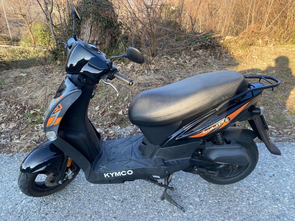 Kymco Agility 50 R12 (2021 - 25) (2)