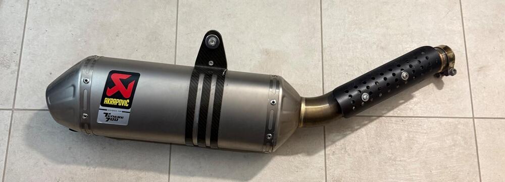 Marmitta Akrapovic (2)