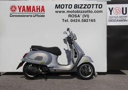 Vespa GTS 125 Super Tech (2023 - 24) usata