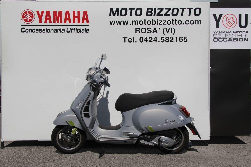 Vespa GTS 125 Super Tech (2023 - 24) (2)