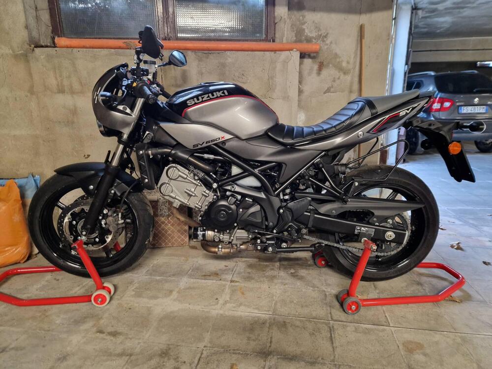 Suzuki SV 650 X (2018 - 20) (2)