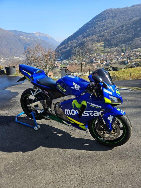 Honda CBR 600 RR Movistar (2006)