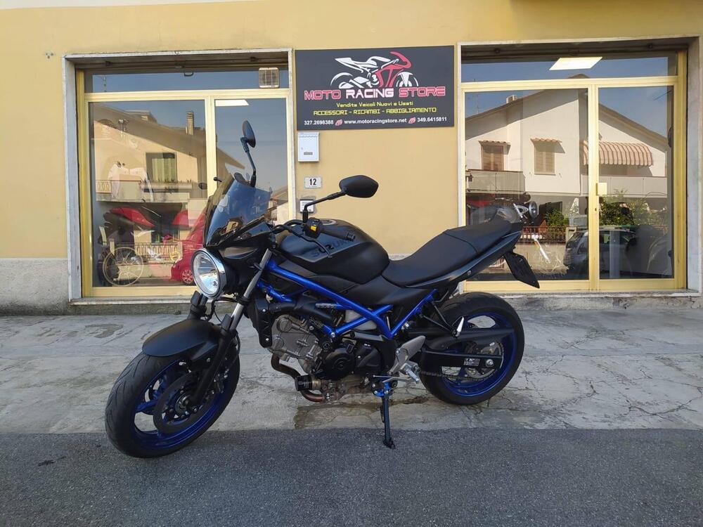 Suzuki SV650 (2021 - 25) (4)