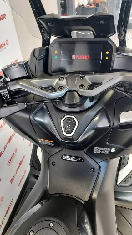 Yamaha T-Max 560 Tech Max (2022 - 24) (3)