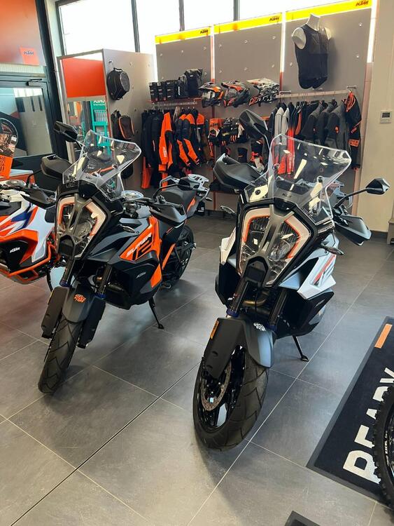 KTM 1290 Super Adventure S (2022 - 24)