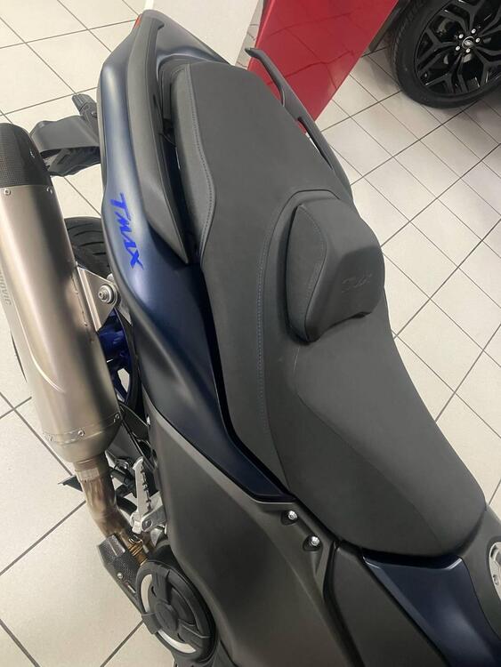 Yamaha T-Max 560 (2022 - 24) (3)