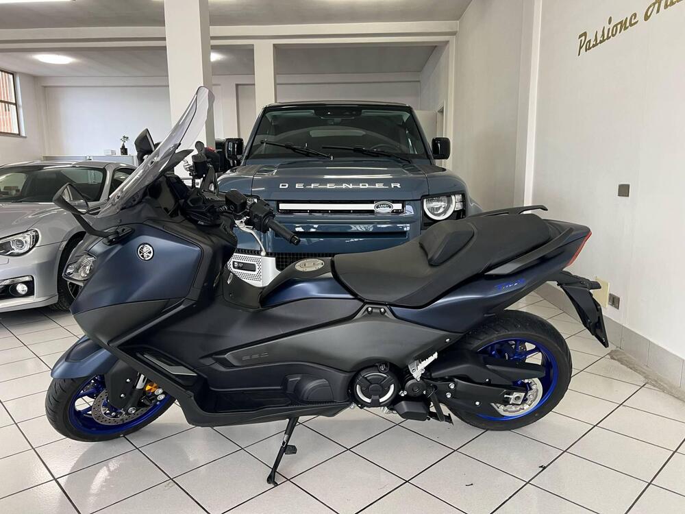 Yamaha T-Max 560 (2022 - 24) (4)