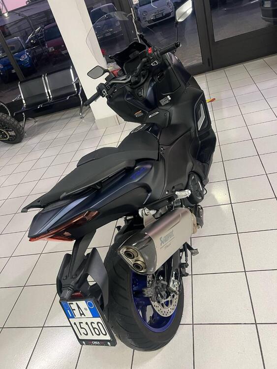 Yamaha T-Max 560 (2022 - 24) (5)