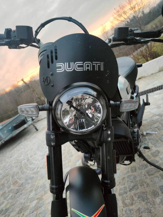 Ducati Scrambler 800 Icon Dark (2020) (5)