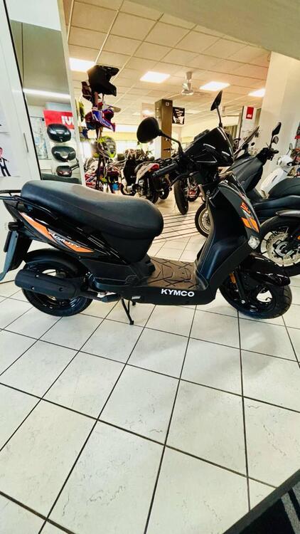 Kymco Agility 50 R12 (2021 - 25) (3)