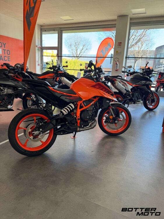 KTM 390 Duke (2024 - 25) (4)