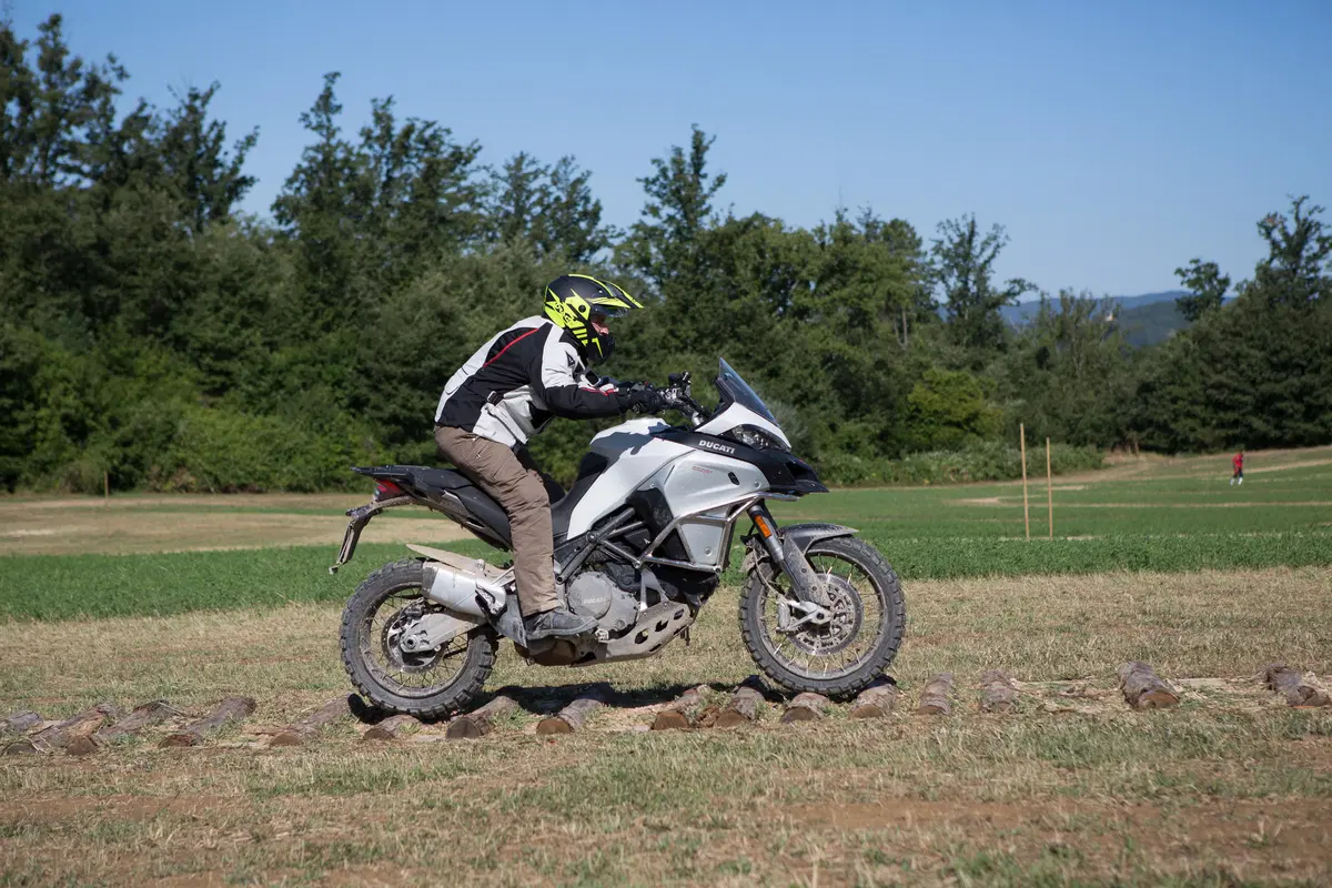 Ducati DRE: con la Multistrada Enduro, sognando il fuoristrada (19)