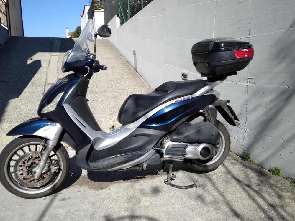 Piaggio Beverly 300 i.e. (2010 - 16)