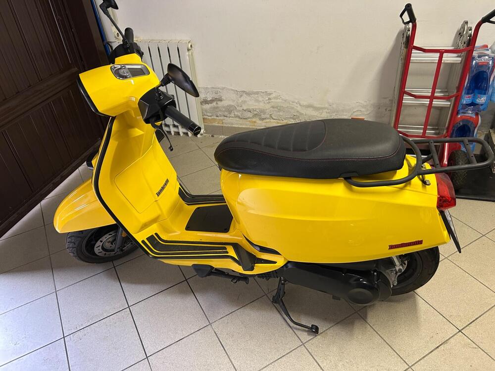 Lambretta V 125 Special (2021 - 24) (3)