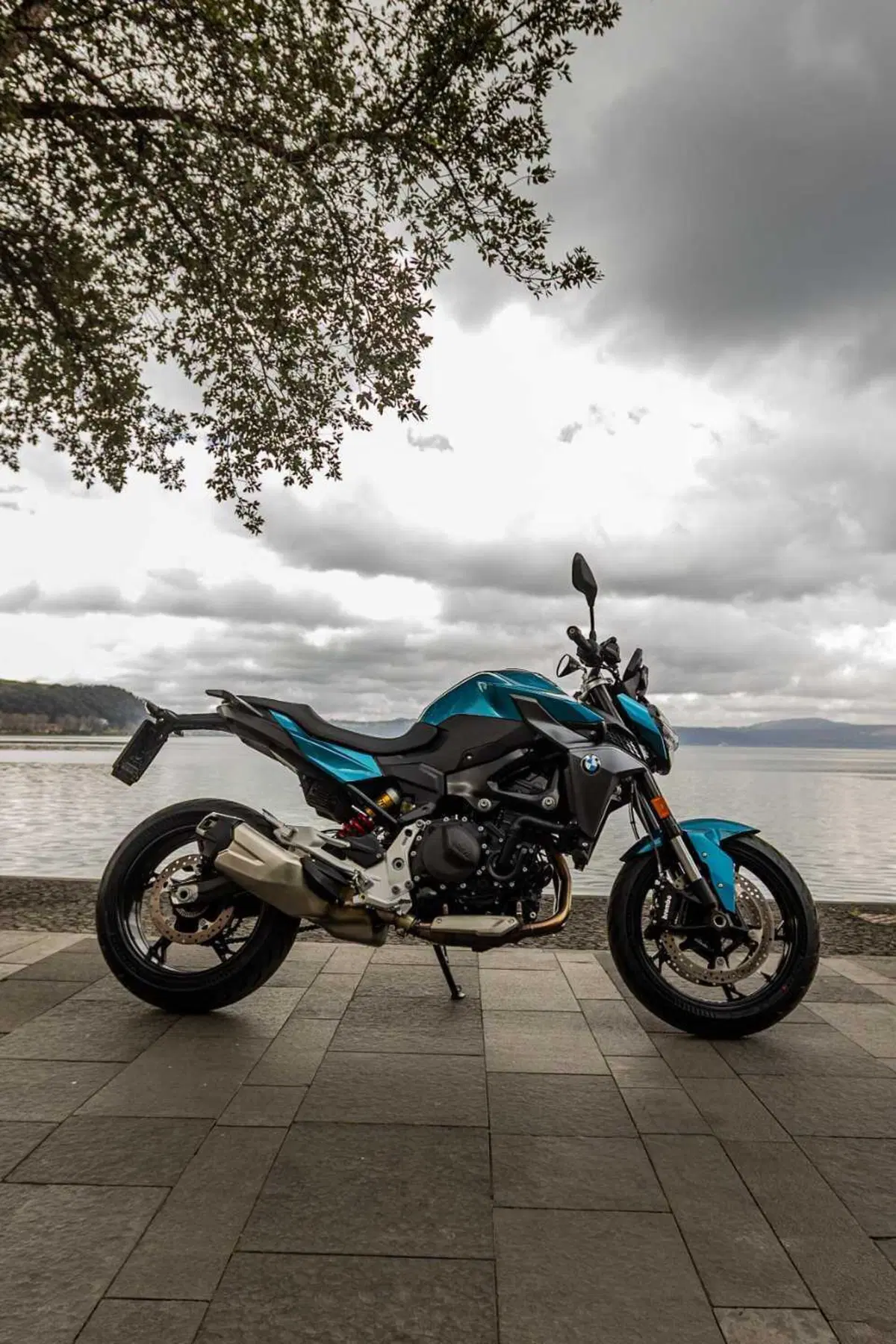 BMW F 900 R TEST [VIDEO E GALLERY] (37)