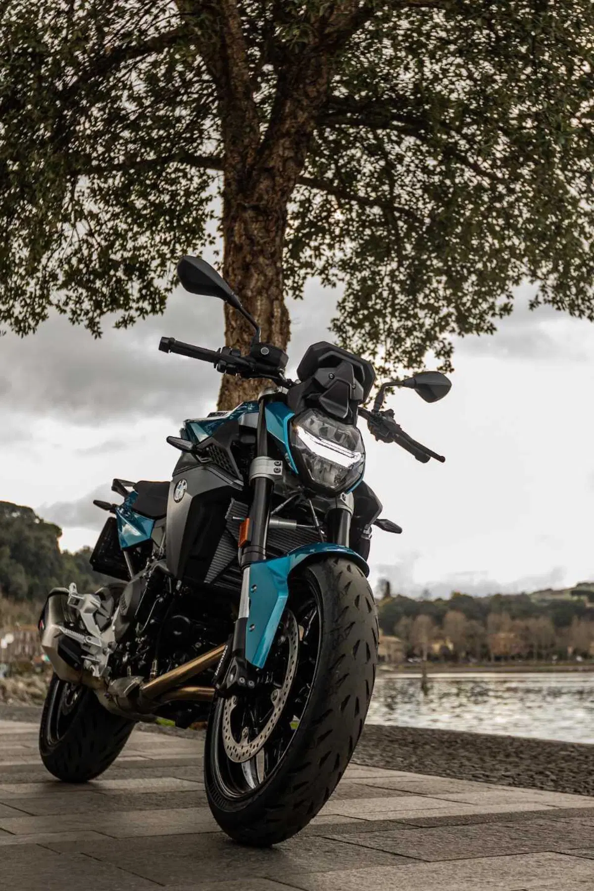 BMW F 900 R TEST [VIDEO E GALLERY] (38)