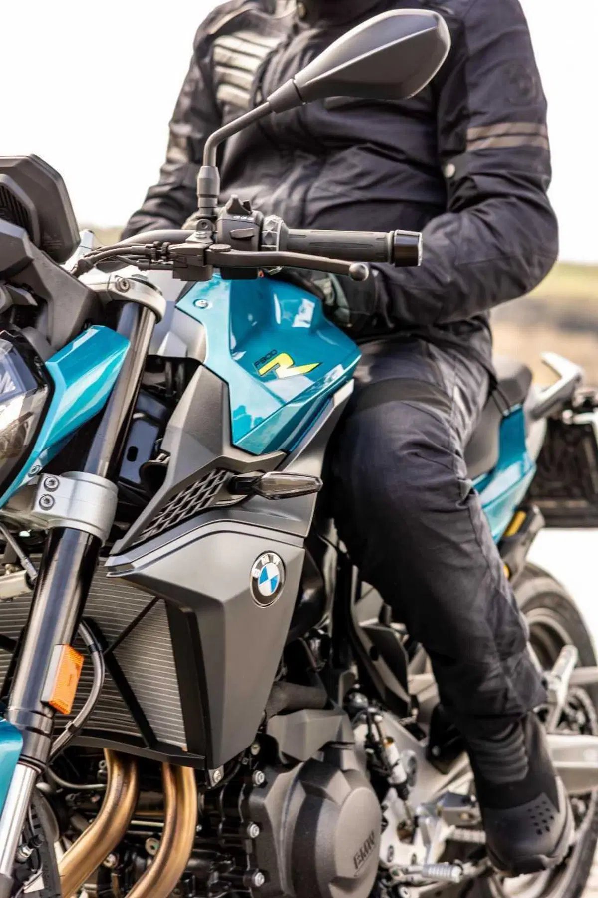 BMW F 900 R TEST [VIDEO E GALLERY] (52)