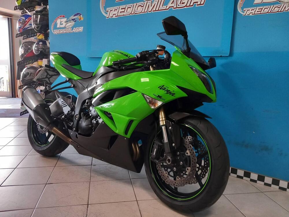 Kawasaki Ninja 600 ZX-6R (2009 - 16) (2)