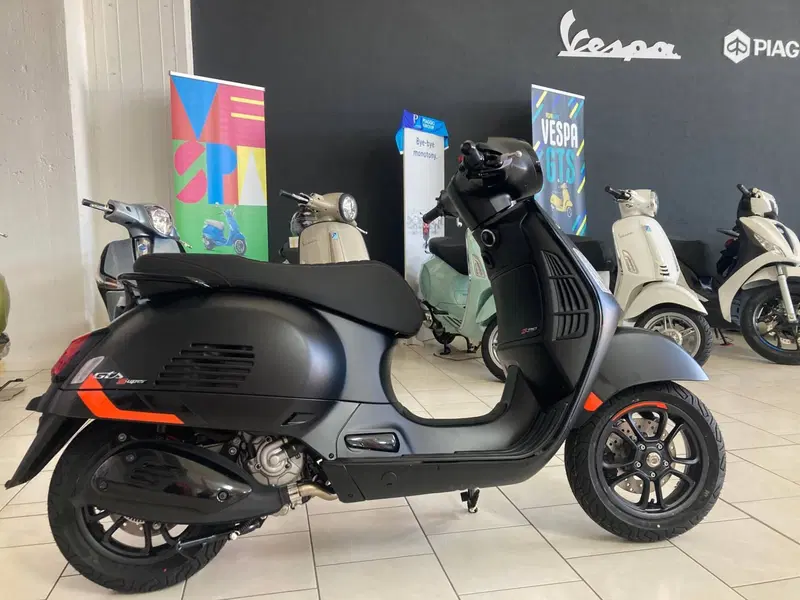 Vespa GTS 310 Supersport (2025 - 26) (2)