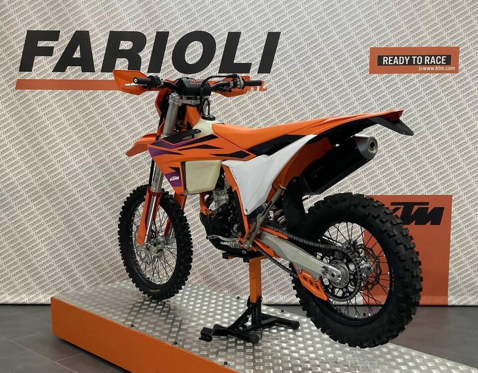 KTM 250 EXC-F (2024) (4)