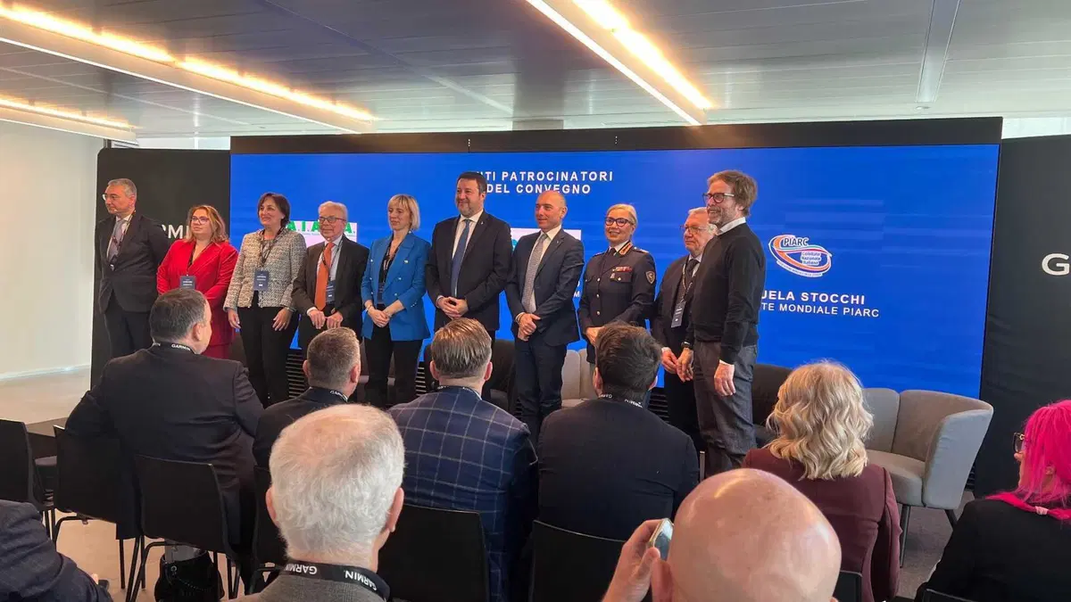 Al convegno sulla sicurezza Salvini fa il punto sul Codice della Strada [GALLERY]