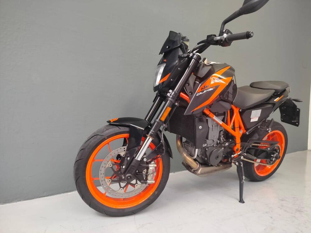 KTM 690 Duke R (2016 -17) (4)