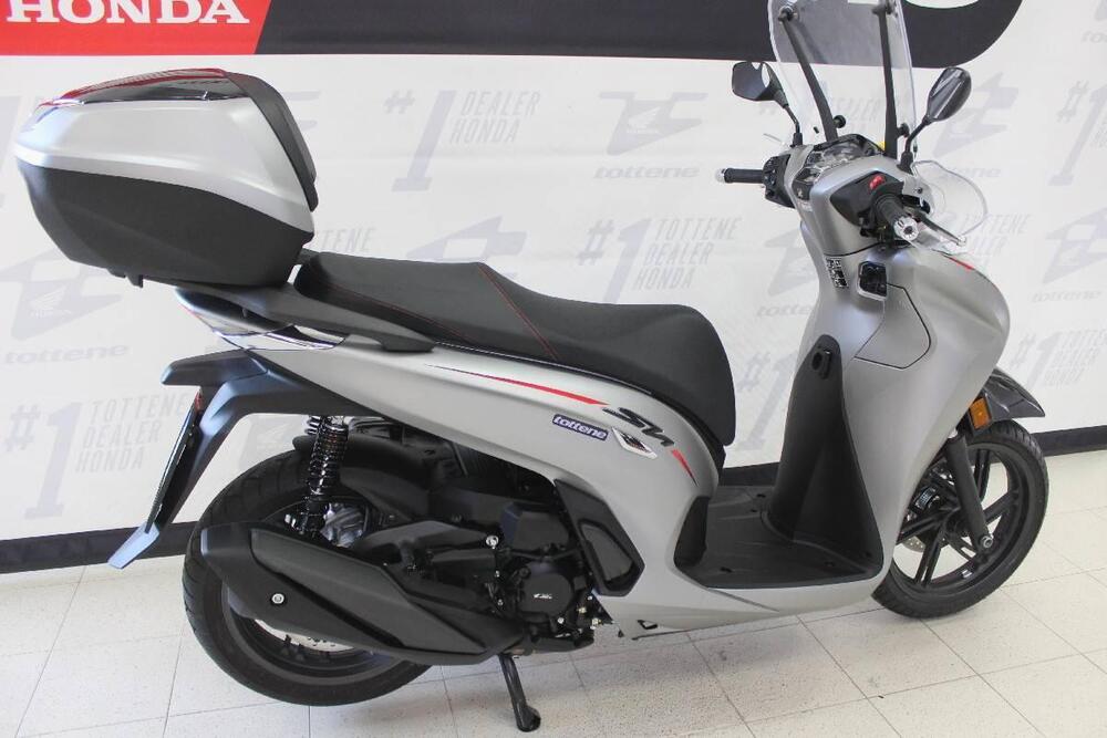 Honda SH 350 Sport (2021 - 24) (2)