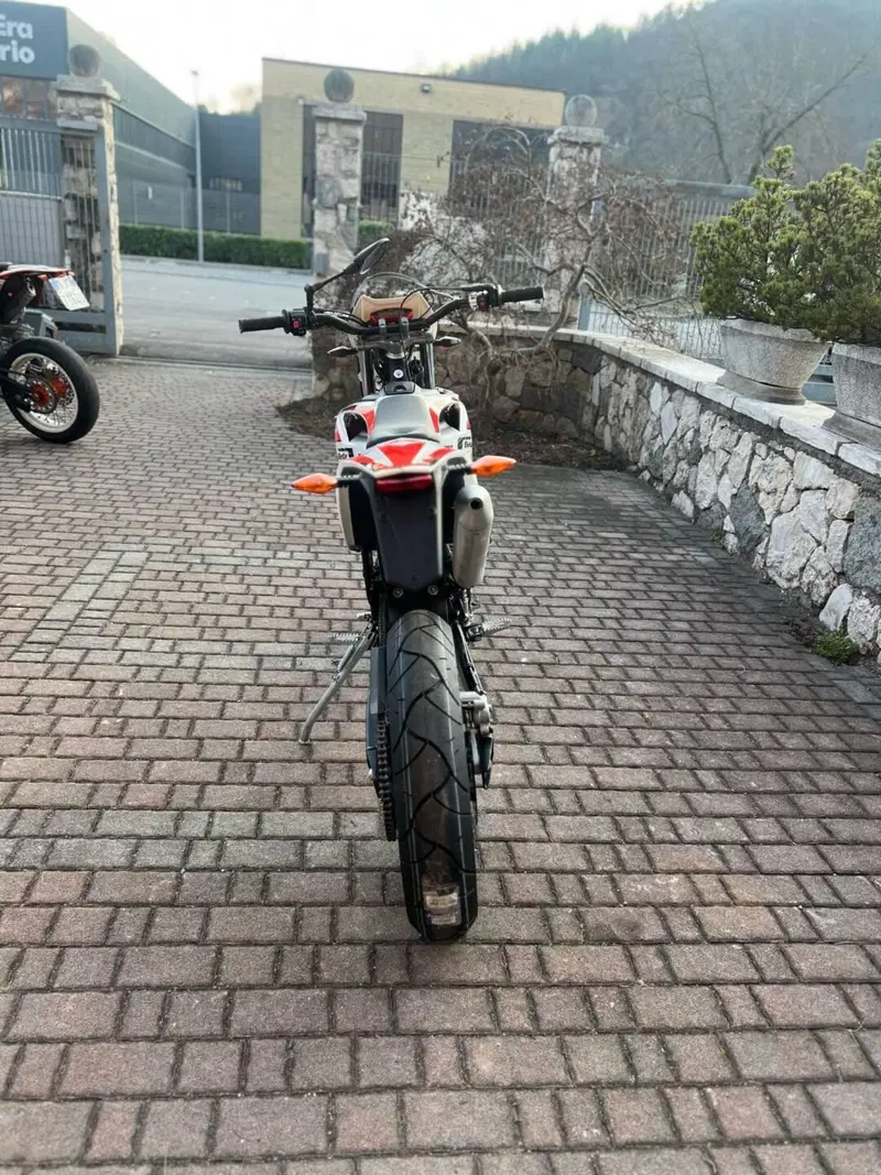 Betamotor RR 50 Motard (2021 - 26) (2)