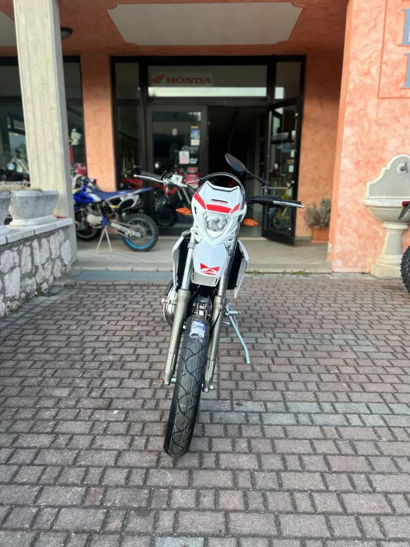 Betamotor RR 50 Motard (2021 - 26) (3)