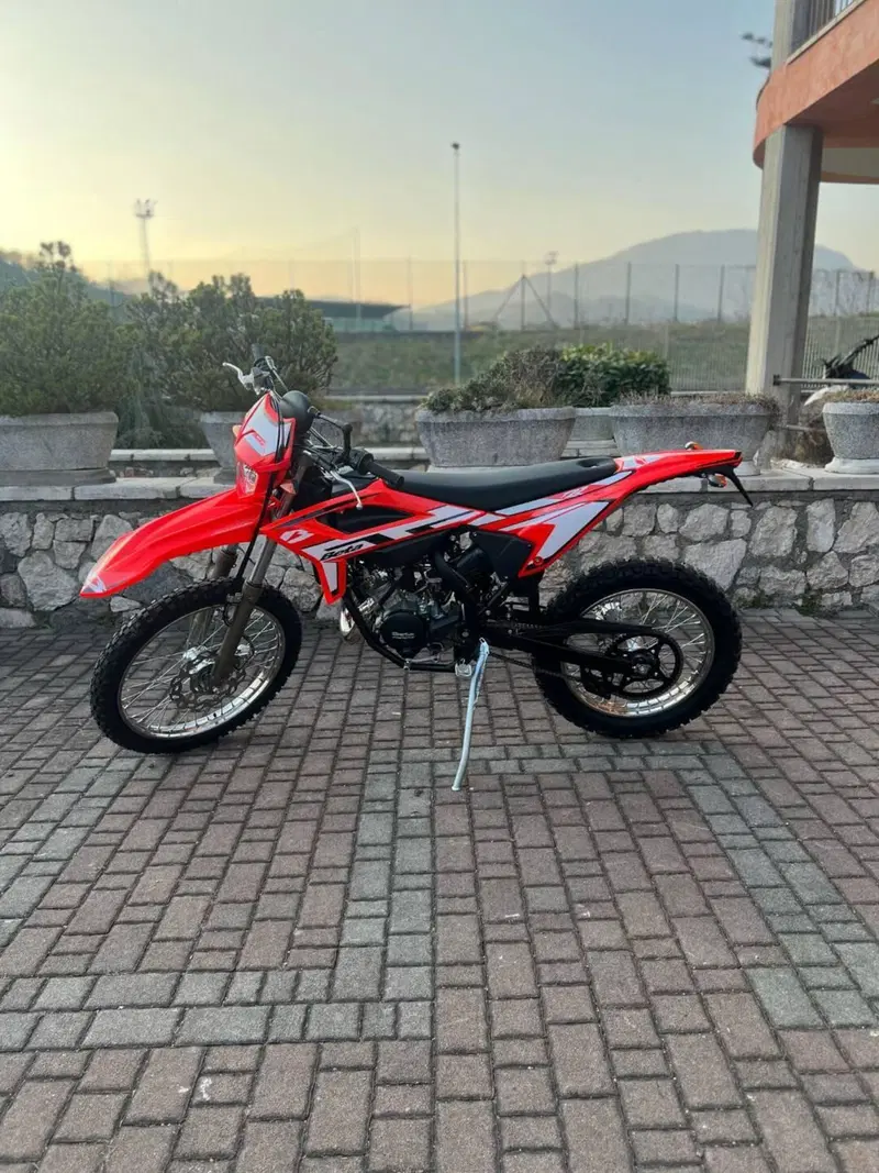 Betamotor RR 50 Enduro (2021 - 26) (3)