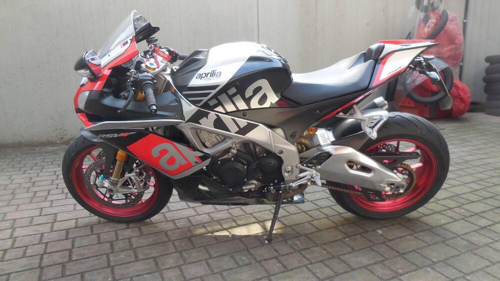 Aprilia RSV4 Factory APRC ABS (2011 - 15)