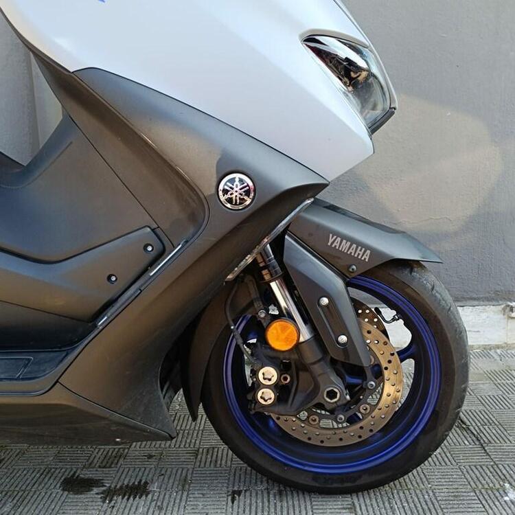 Yamaha T-Max 560 (2020 - 21) (4)