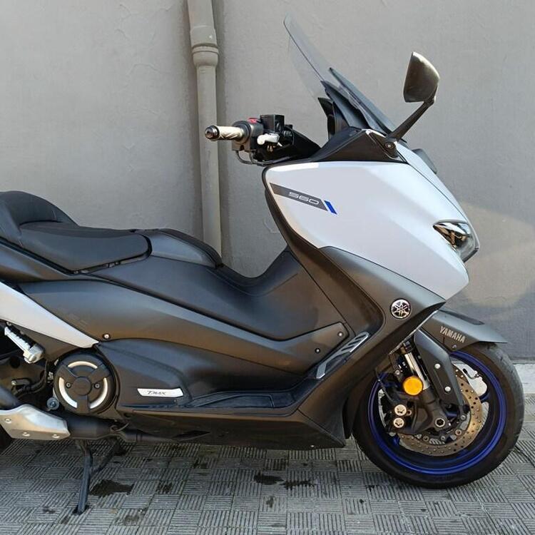 Yamaha T-Max 560 (2020 - 21) (3)