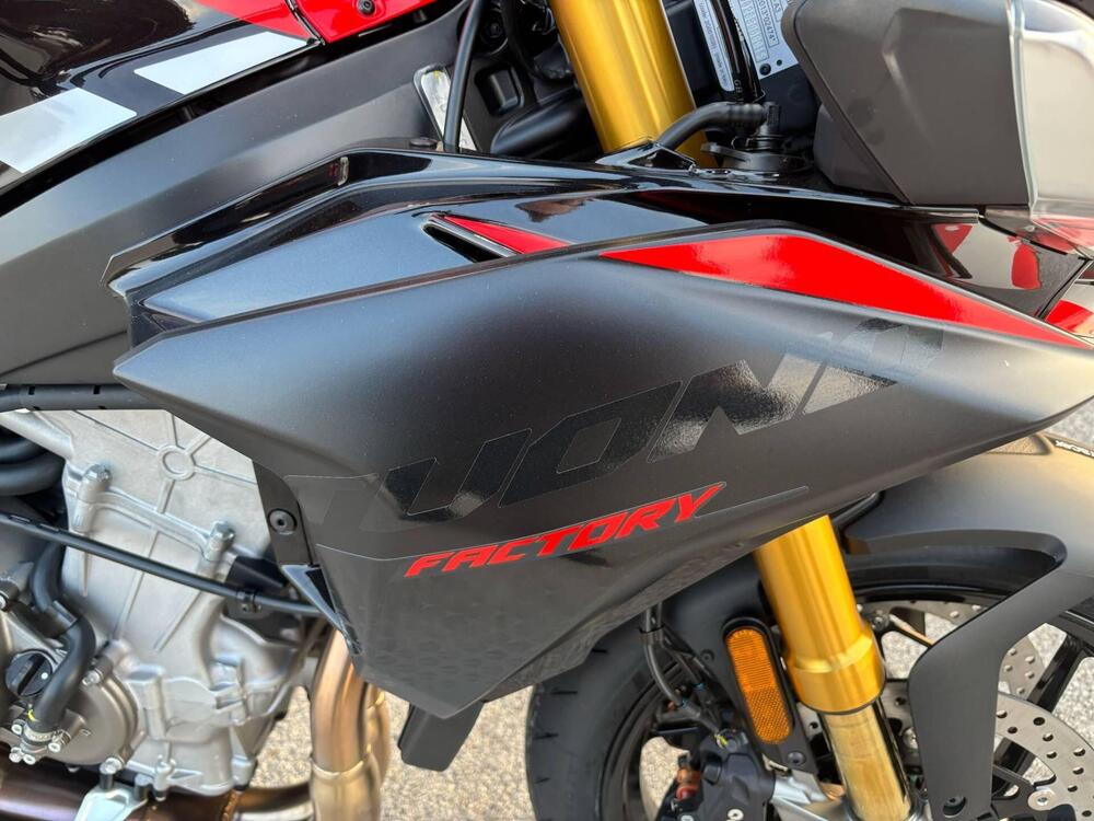 Aprilia Tuono 660 Factory (2022 - 24) (2)