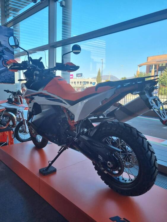 KTM 890 Adventure R (2025 - 26) (5)