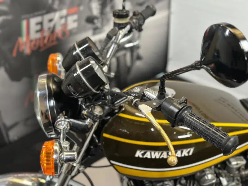 Kawasaki Z900 (9)