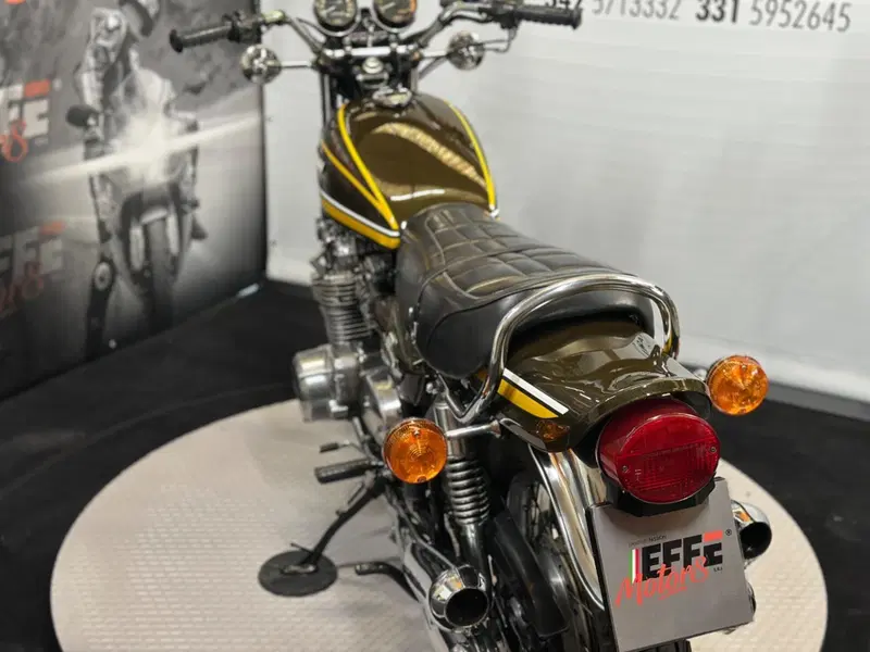 Kawasaki Z900 (14)
