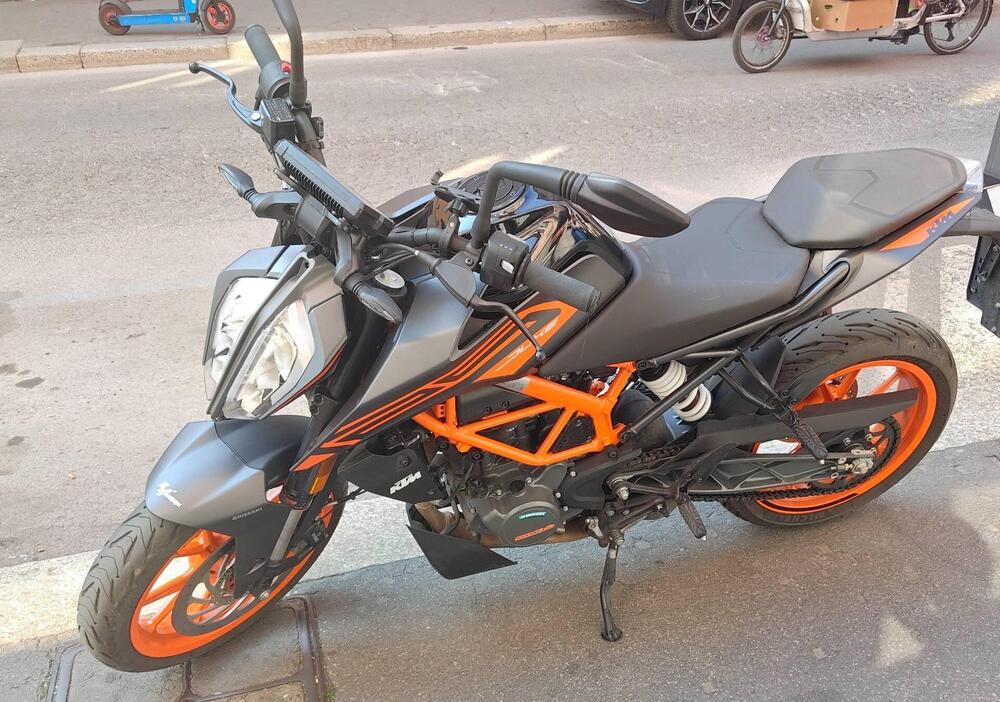 KTM 125 Duke (2021 - 23)