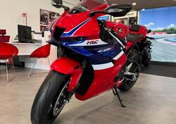 Honda CBR 1000 RR-R Fireblade (2024 - 25) usata