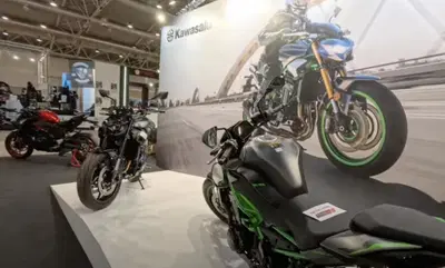 MOTODAYS 2025. Kawasaki: Z900, la regina, ma occhio alle classiche e all'elettrico [VIDEO]