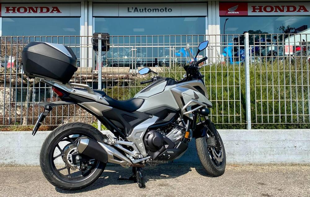 Honda NC 750 X DCT (2021 - 24) (4)