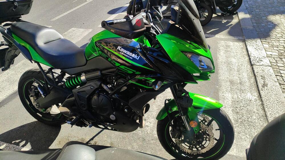 Kawasaki Versys 650 SE (2017) (2)